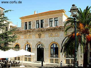 Das Rathaus in Korfu Stadt