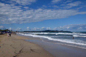 Der Strand von Acharavi im Norden Korfus